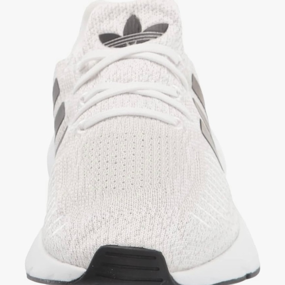 Adidas Mens swift run shoes - Picture 2 of 4